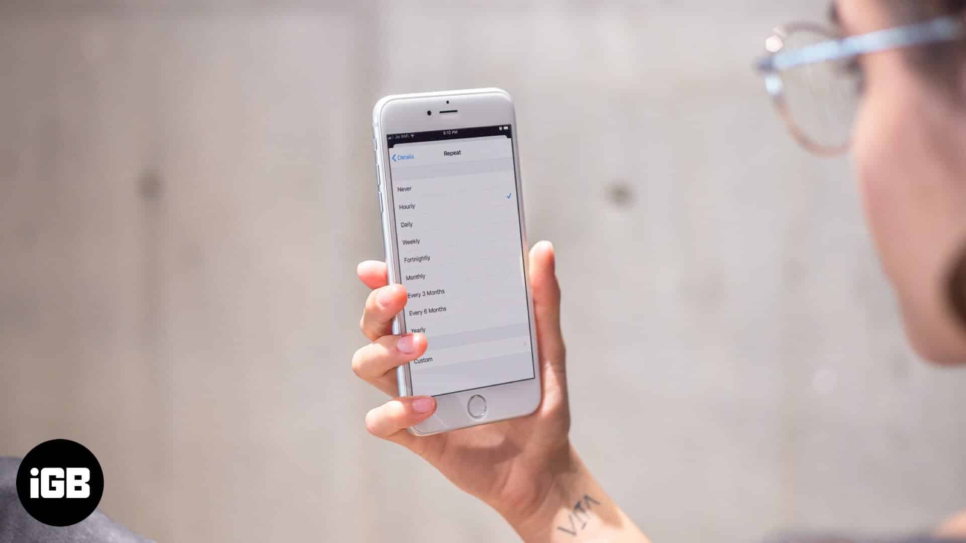 How to set hourly reminders on iphone ipad and mac