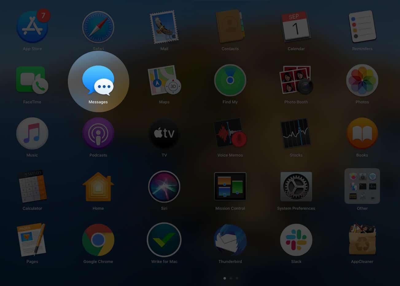 open messgaes app on mac