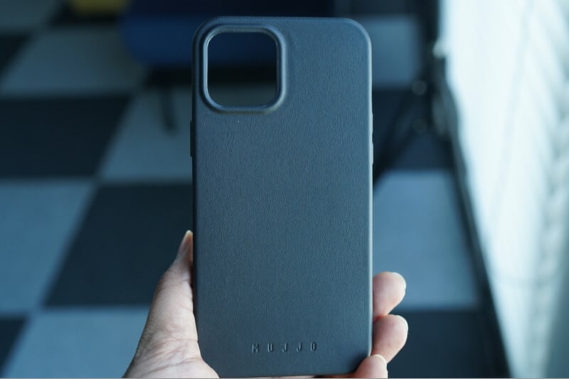Full Leather Wallet cases for iPhone 12 by Mujjo