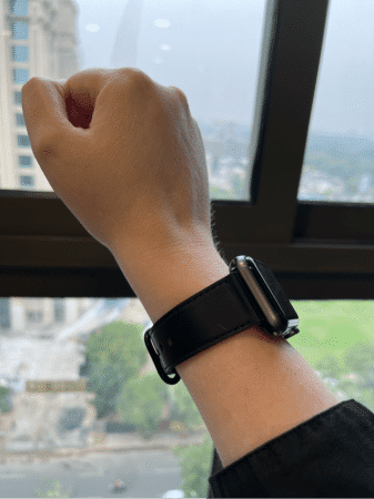 Alto apple watch leather band black 337x450 1