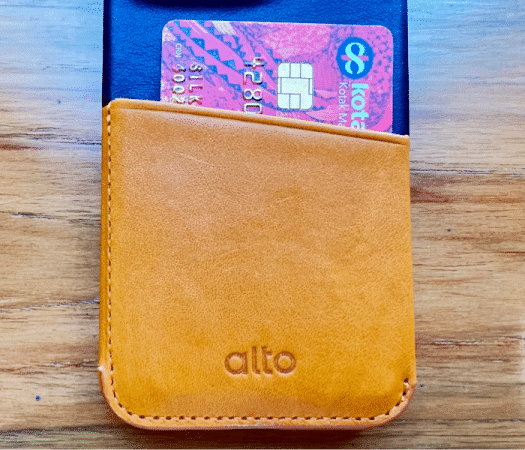 alto metro leather wallet case close up