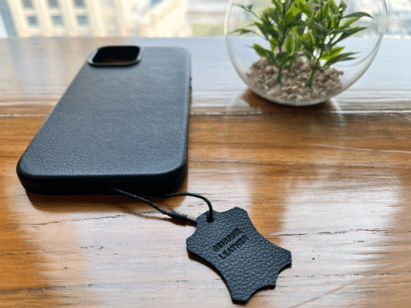 esr iphone 13 pro max leather case
