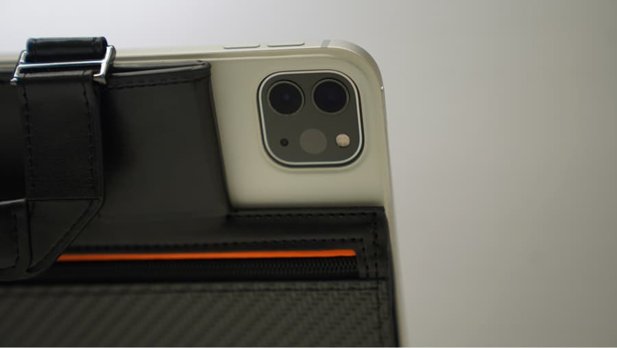 Pitaka Flipbook Case review 4