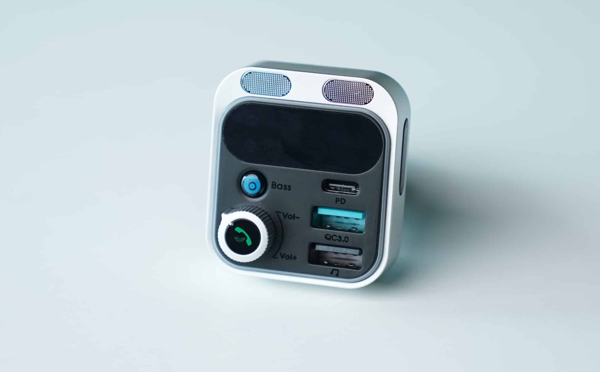 JOYROOM bluetooth car adapter and FM transmitter scaled