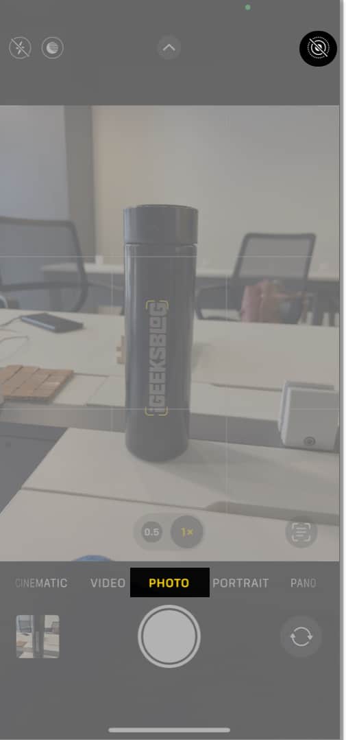 Tap photo turn off flare lens in Camera app
